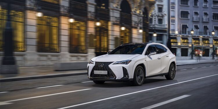 Lexus UX 2023, una renovación por completo