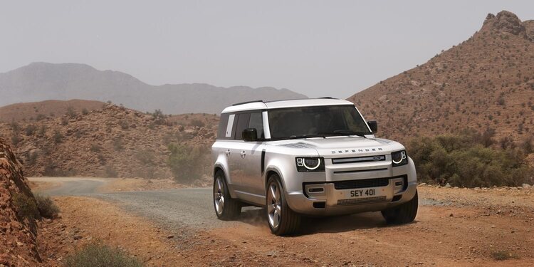 Land Rover Defender 130, un todoterreno familiar sorprendente