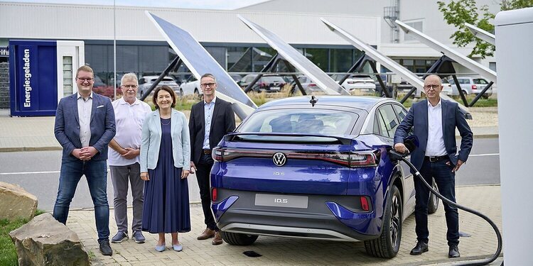 Volkswagen apuesta por la reutilización de baterias para sus nuevos megaparques de recarga