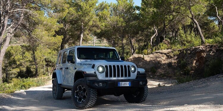Jeep te invita a disfrutar de la costa Blanca