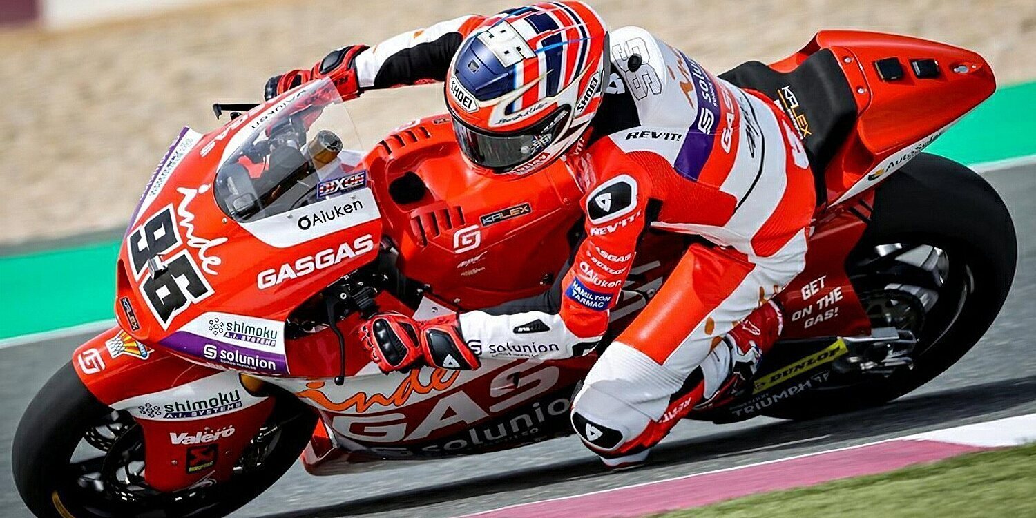 Jake Dixon lidera un FP1 accidentado de Moto2