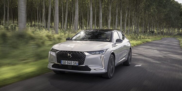 Disfruta de la elegancia, deportividad y aventura del nuevo DS 4