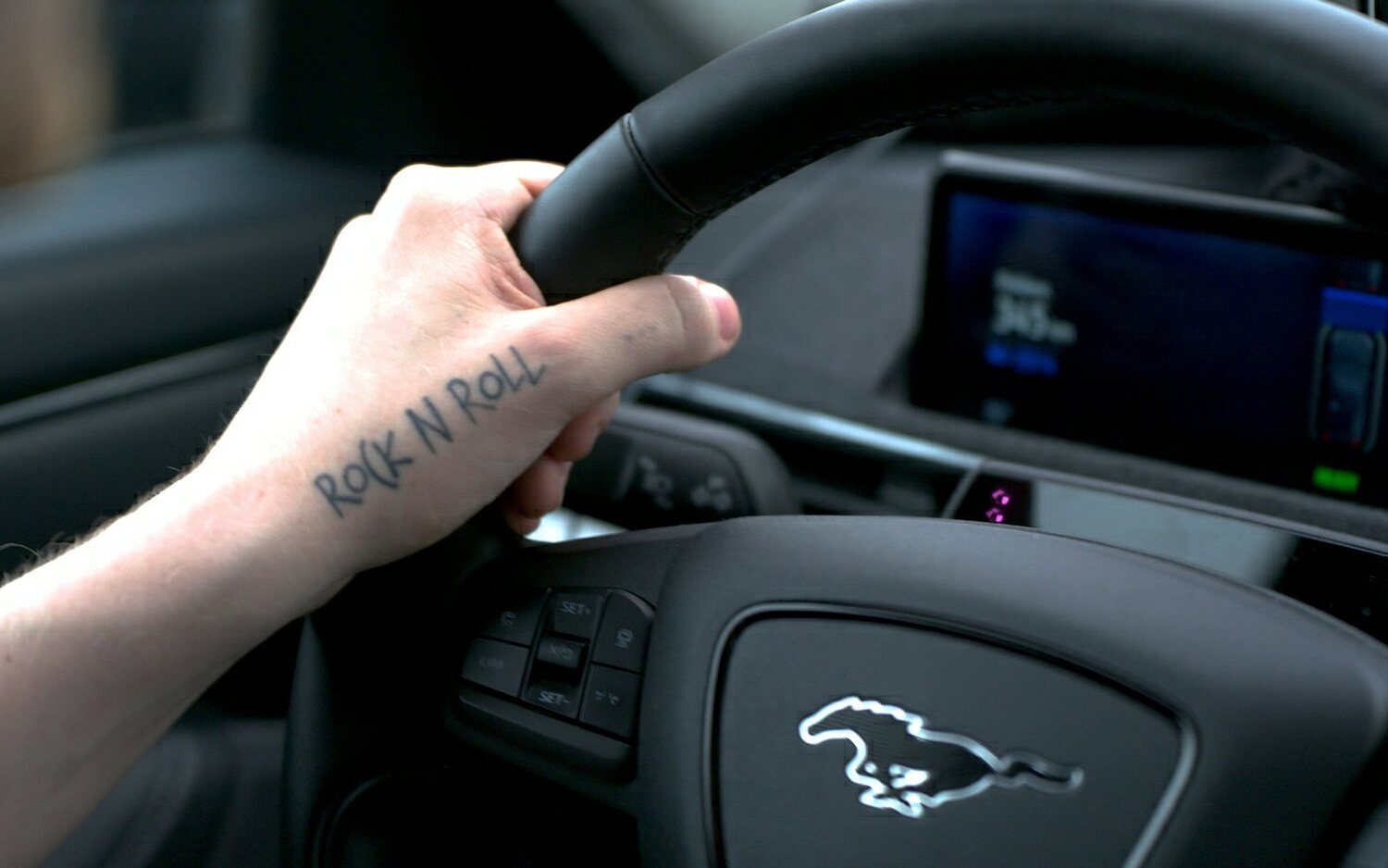 Ford se prepara para iniciar la adaptación eléctrica a los futuros conductores