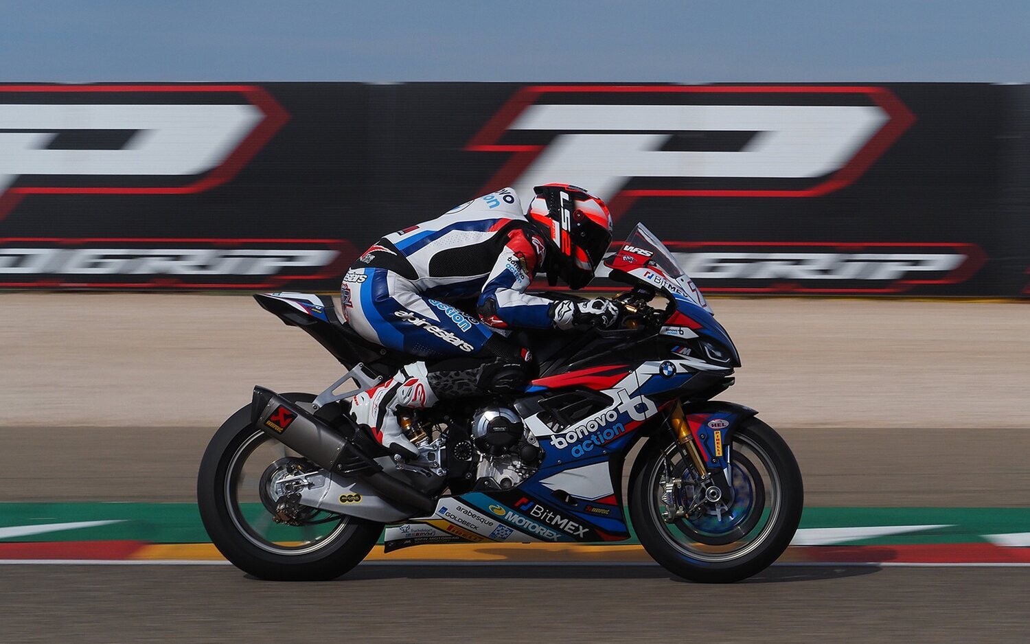 Loris Baz segurá en el Bonovo BMW en 2023