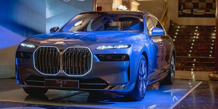 El BMW i7 xDrive60 ya tiene precio para España