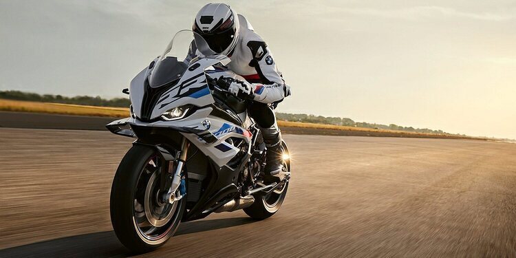 BMW S 1000 RR, una moto revolucionaria