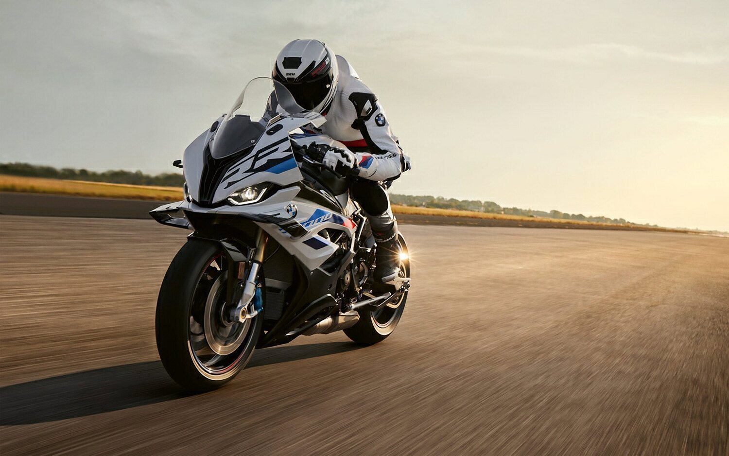 BMW S 1000 RR, una moto revolucionaria