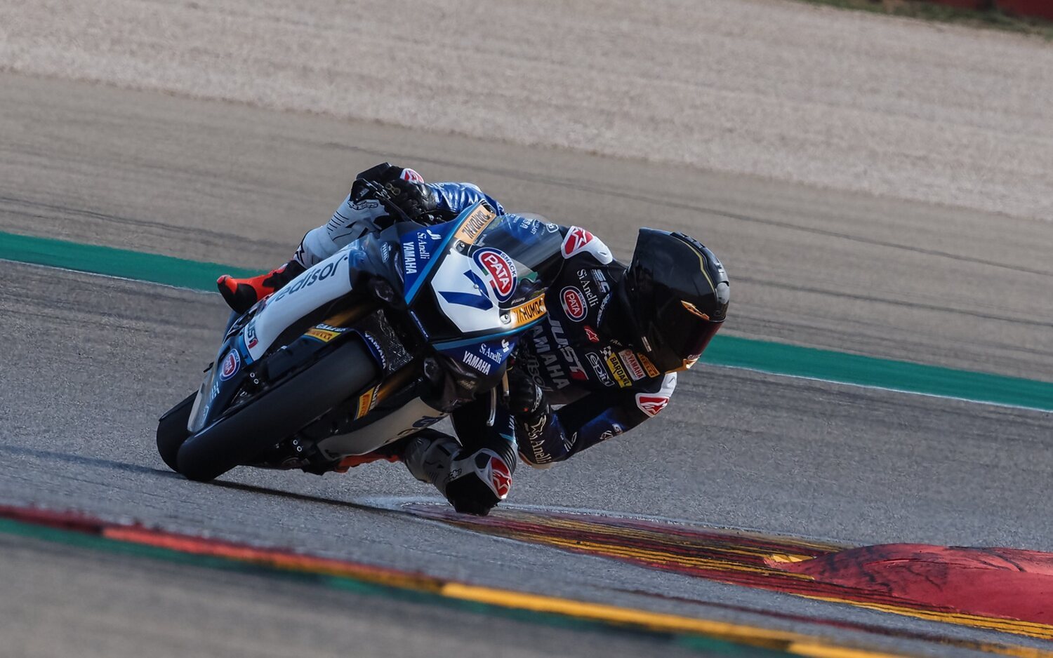 GMT94 Yamaha y Baldassarri se estrenarán en Superbikes