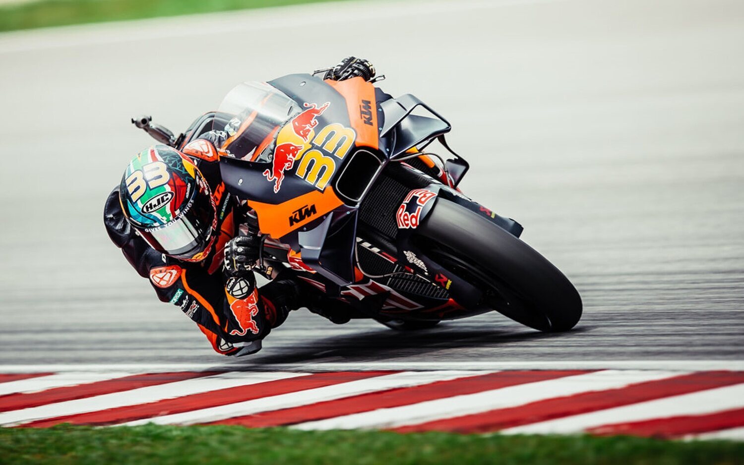 Binder mejor de la combinada con Crutchlow liderando la FP2