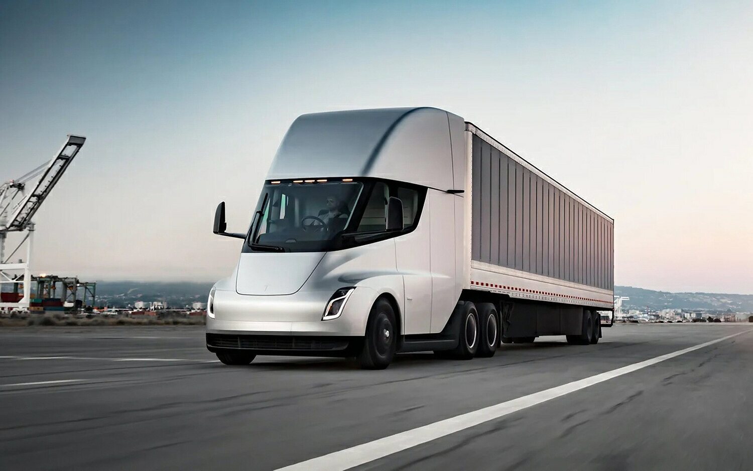 El nuevo Tesla Semi llegará al mercado en diciembre