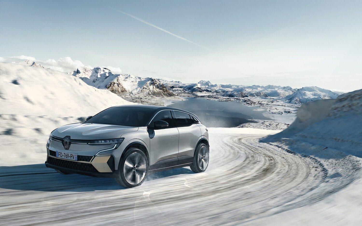 Renault Megane E-Tech supera sus previsiones