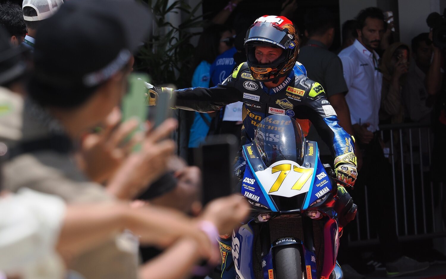 Aegerter triunfa en la Carrera 2 de Indonesia
