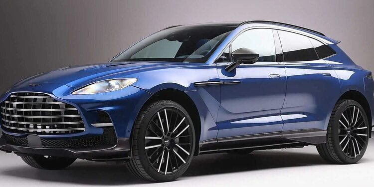 Fernando Alonso estrena su nuevo Aston Martin DBX 707