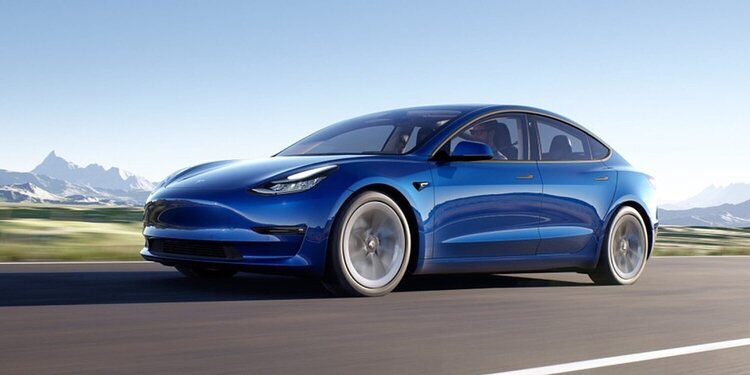 Tesla reduce el precio de dos de sus modelos en España