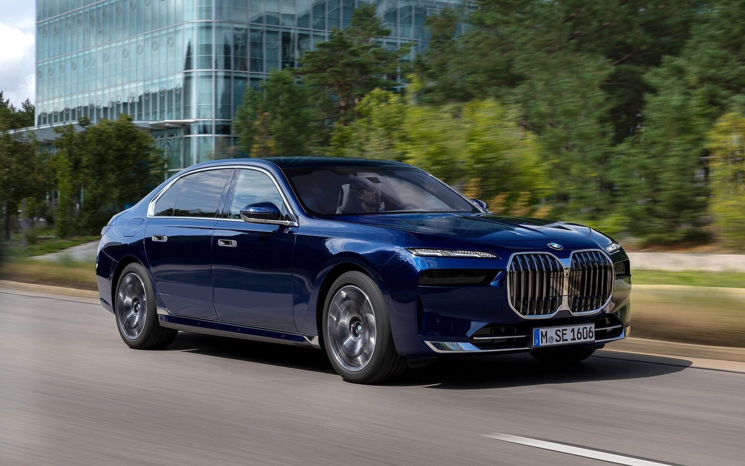 BMW espera marcar la pauta en la industria eléctrica