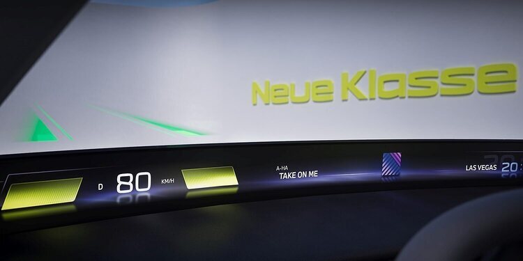 BMW trabaja en un display virtual para sus coches