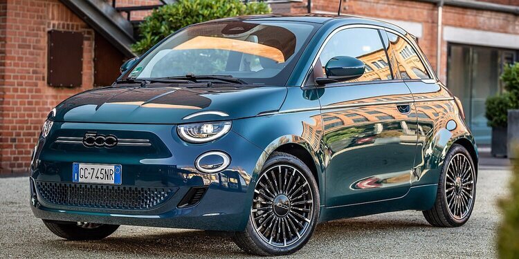 Fiat anuncia el lanzamiento de dos coches eléctricos para 2023