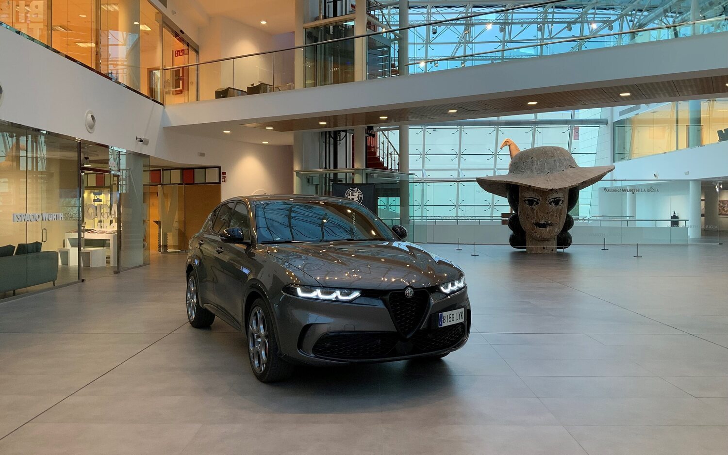 Los coches de combustión podrán circular en 2035