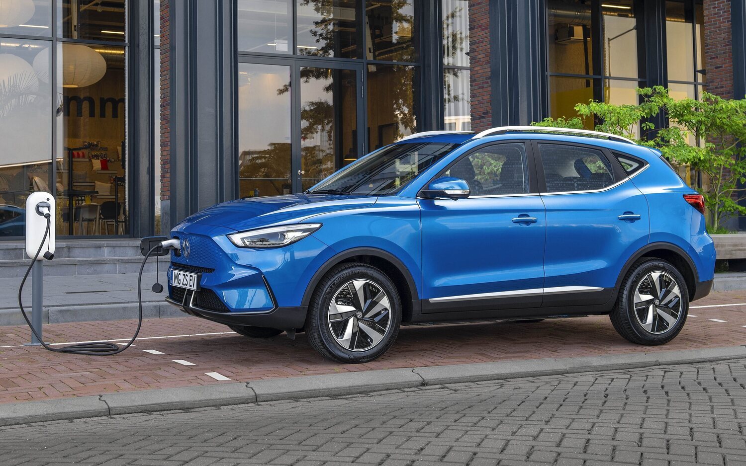Crece el interés en coches eléctricos chinos en España