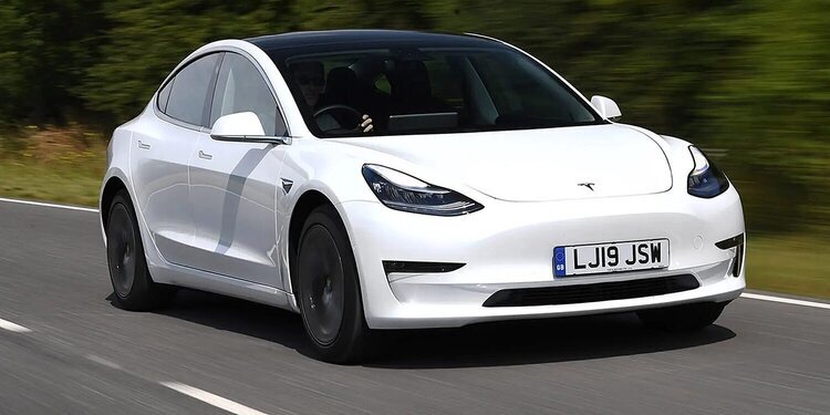 Tesla no se resiente con la bajada de precios