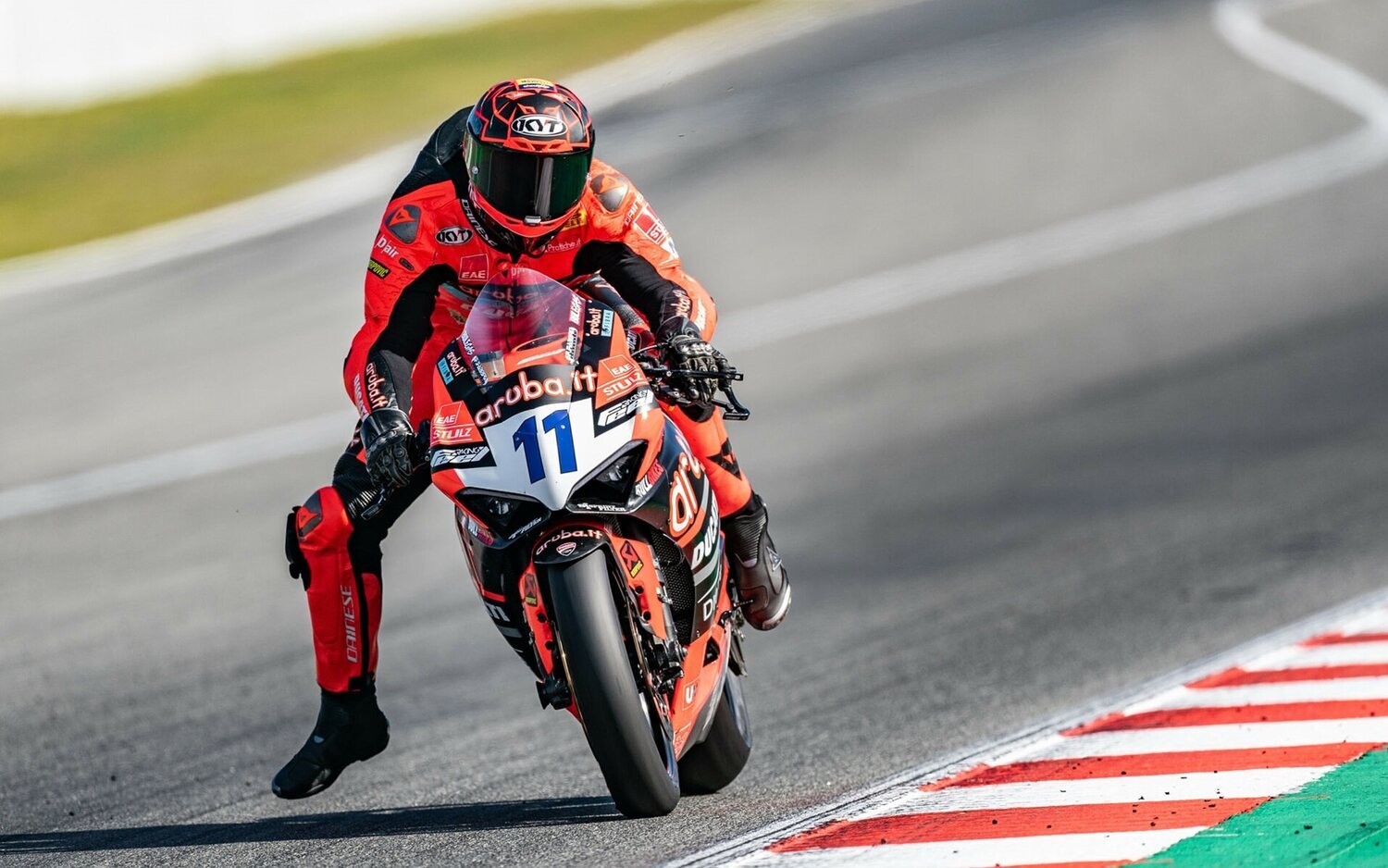 Bulega logra la Superpole con una segunda bandera roja esta mañana
