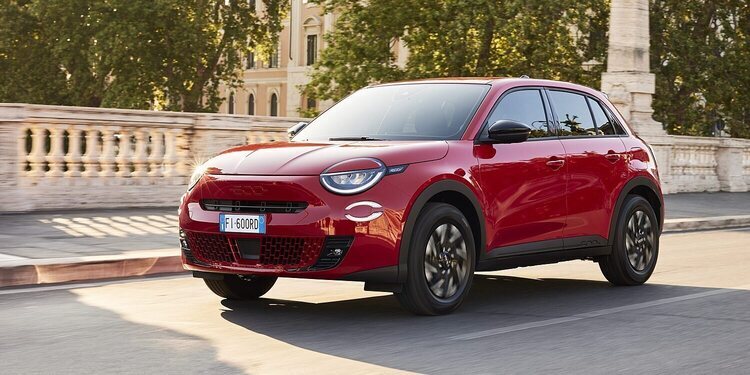 El nuevo Fiat 600e se transformará de la mano de Abarth