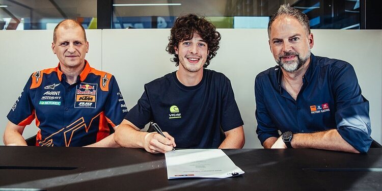 Celestino Vietti y Deniz Öncü, al KTM Ajo en 2024