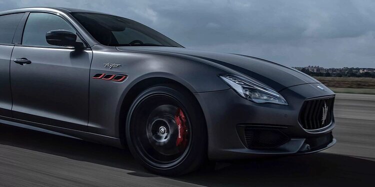 Maserati suspende la producción del Quattroporte eléctrico
