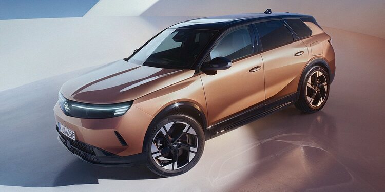 Opel Grandland se renueva para ser la nueva joya de la corona