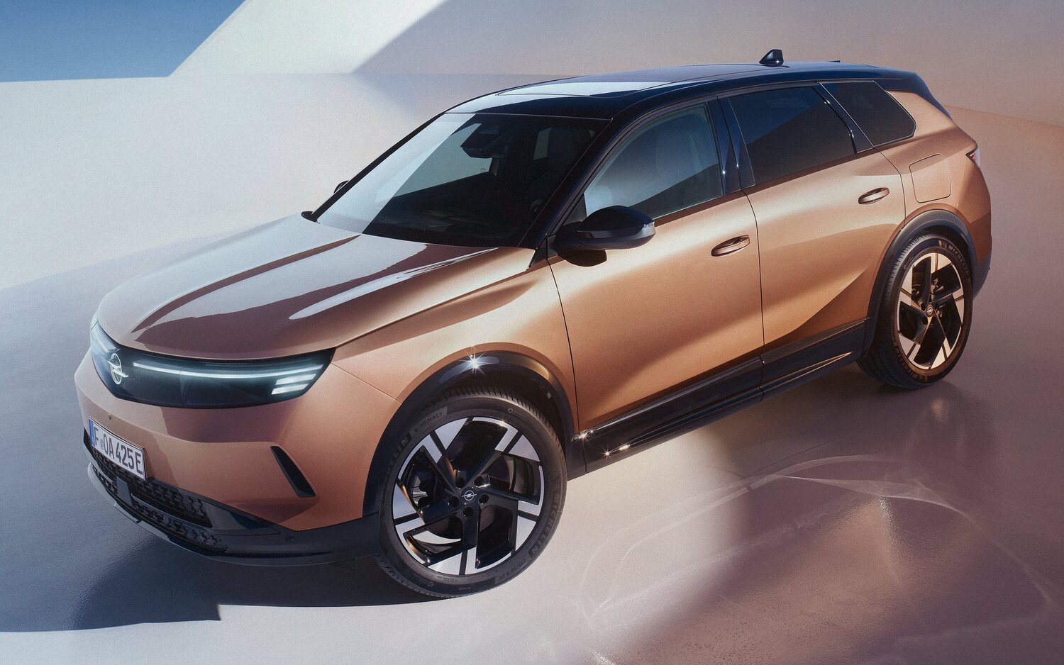 Opel Grandland se renueva para ser la nueva joya de la corona