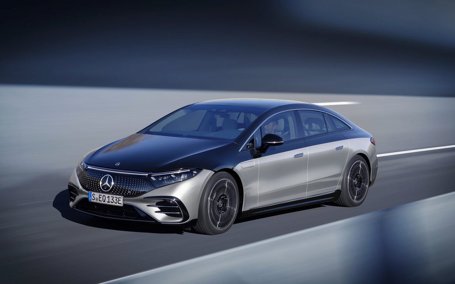 Mercedes EQS se renueva para lograr la excelencia