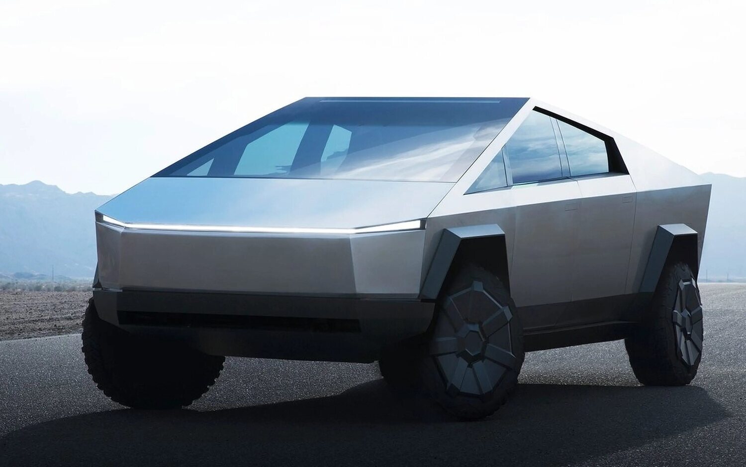 Tesla Cybertruck sigue teniendo problemas