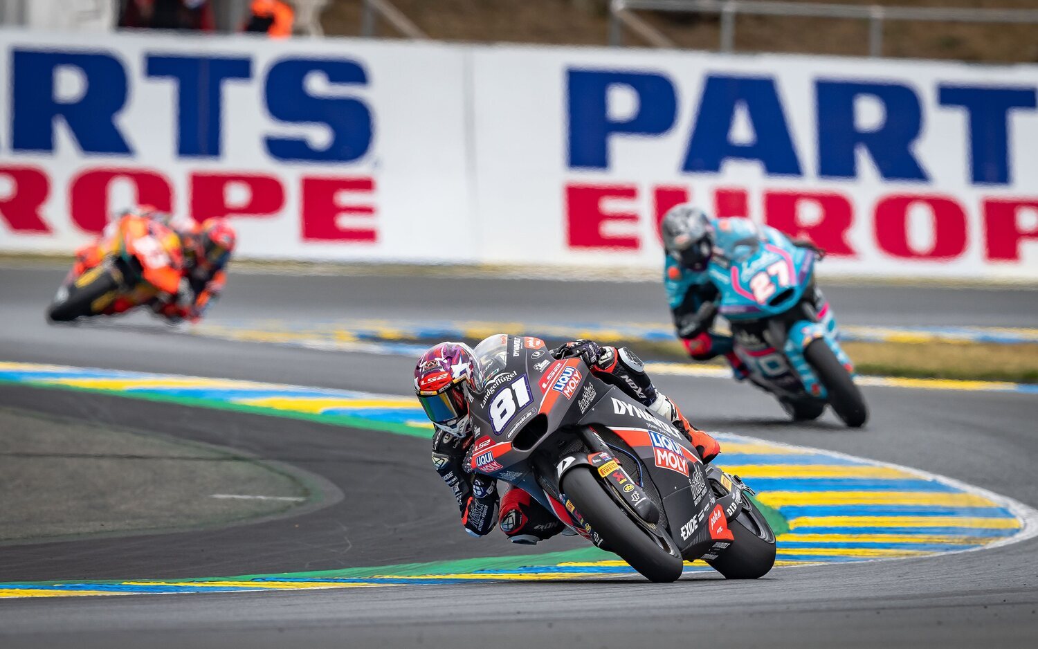 Johann Zarco escribe su nombre en la historia de Le Mans mientras Márquez afianza su reinado en MotoGP 2025