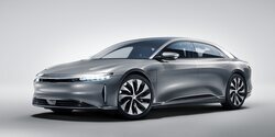 Los coches eléctricos con más autonomía en 2025: ¿Quién gana la carrera de los kilómetros?