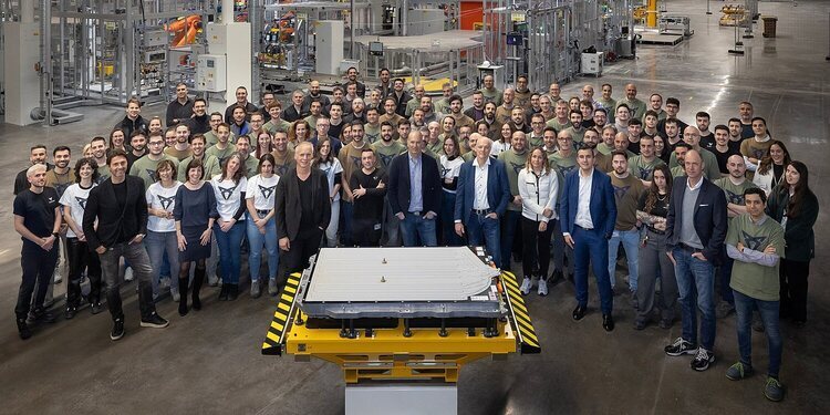 SEAT arranca en Martorell la producción de baterías y carrocerías para la movilidad eléctrica
