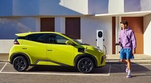 BYD da un golpe sobre la mesa: si su coche autónomo la lía aparcando, ellos pagan el taller