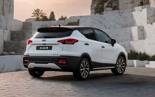 Llega el EVO Cuatro: el SUV con etiqueta ECO que quiere hacer sombra a Duster y MG ZS por menos de 20.000 euros