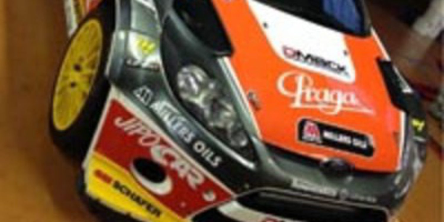 Martin Prokop enseña su Ford Fiesta RS WRC para el Monte-Carlo
