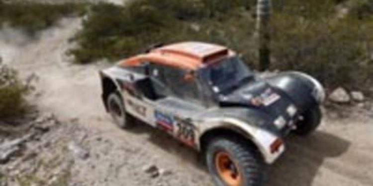 Dakar 2013, etapa 8: Barreda suma en el despiste general. Chicherit consigue una especial de locos
