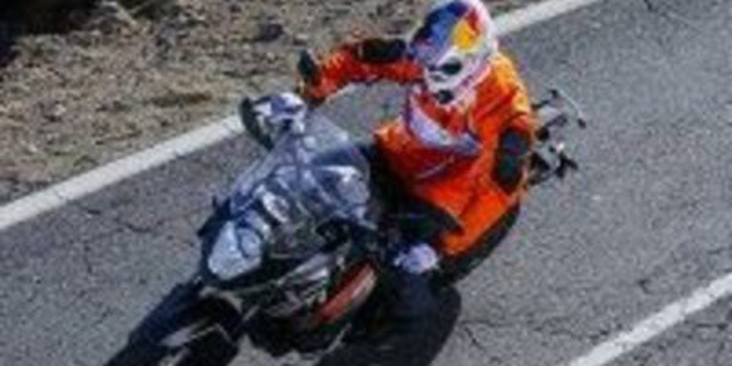 Fotos de Cyril Despres sobre la KTM Adventure 1190