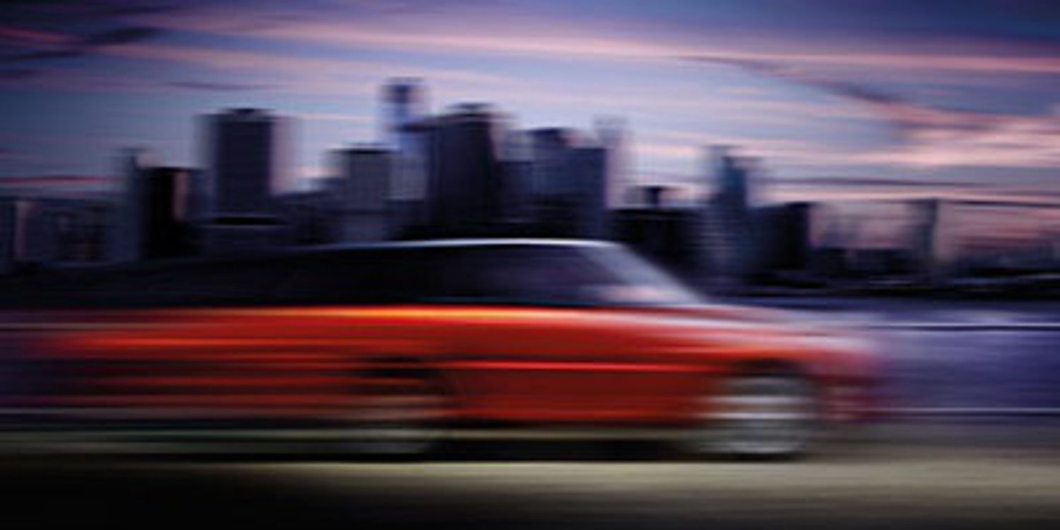 Primer teaser del Range Rover Sport