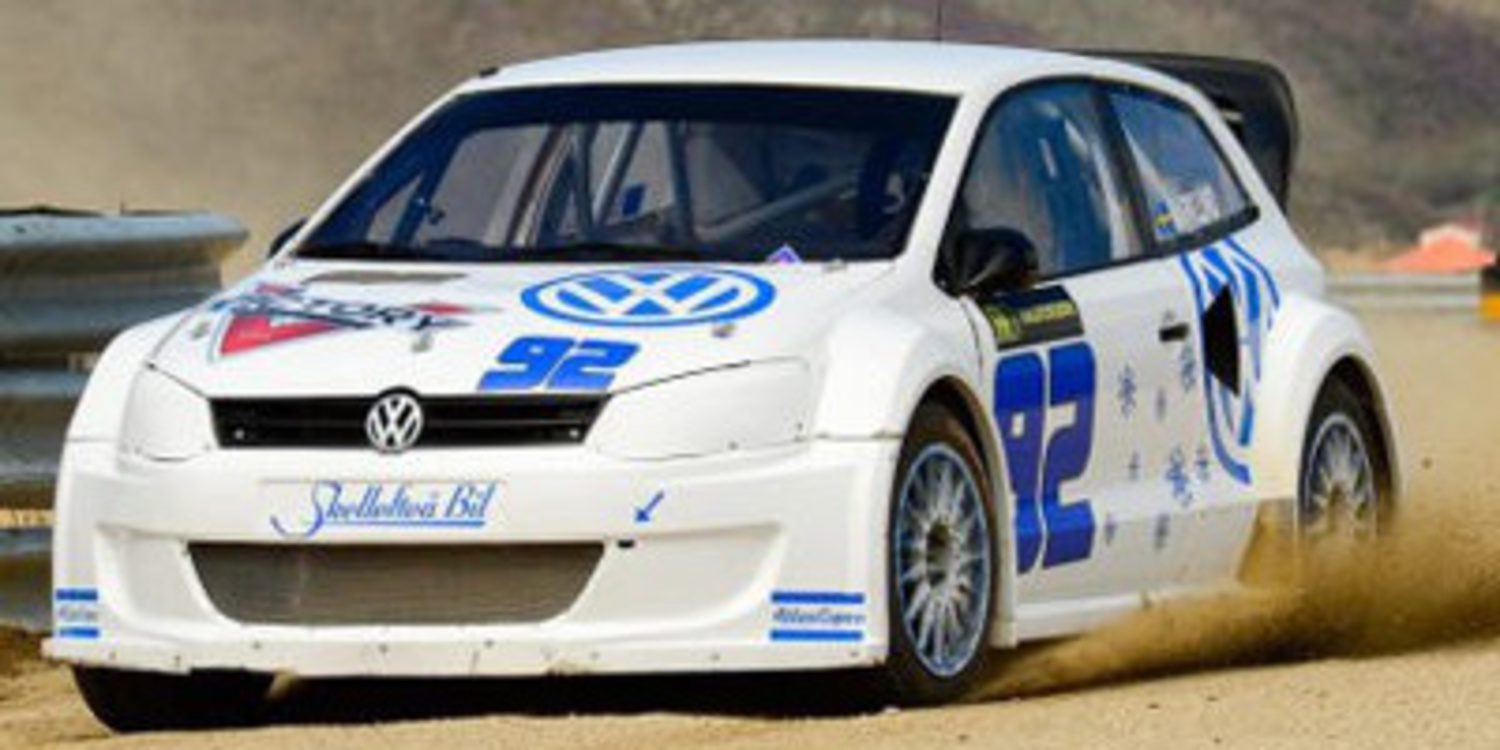 Carlos Sainz prueba el Polo mk5 pensando en Barcelona