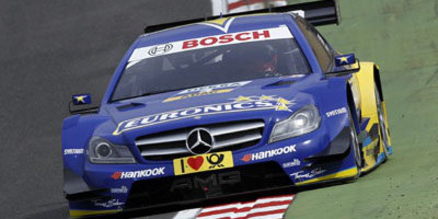 Rockenfeller pole DTM tras la descalificación de Tomczyk