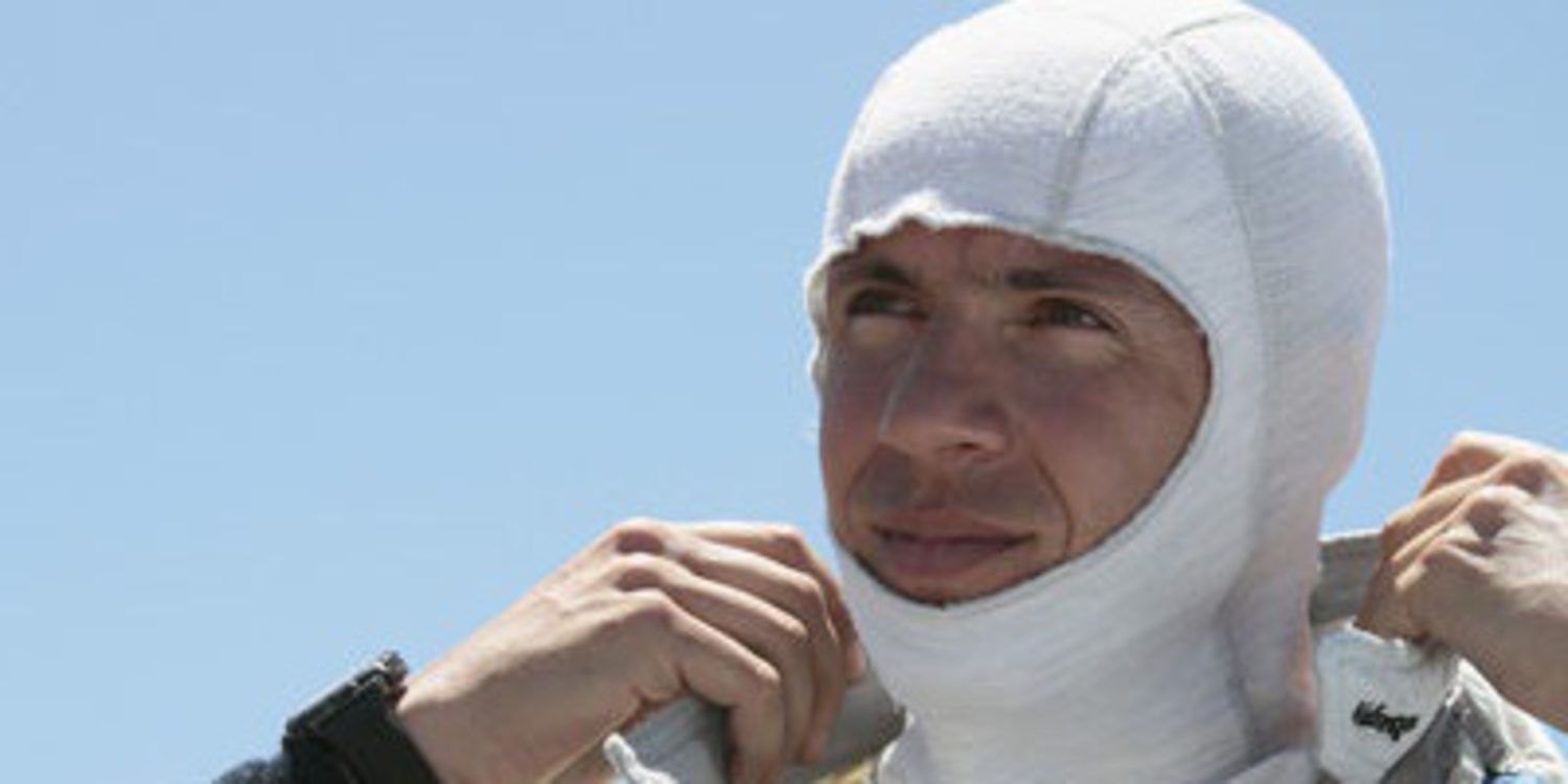 Julien Ingrassia, el copiloto de Ogier, se lesiona