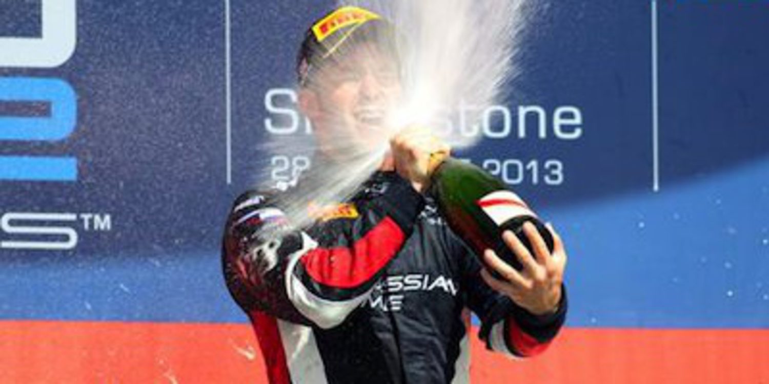 Sam Bird hace disfrutar a los suyos en Silverstone en la GP2
