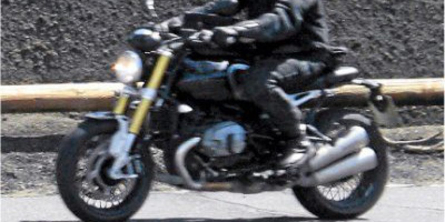 Cazan a la BMW HP2 Roadster