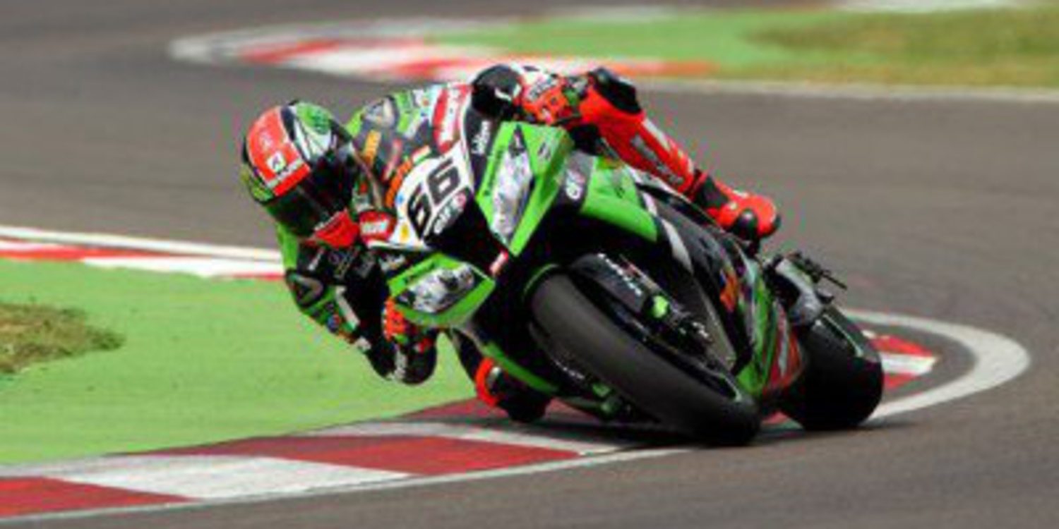 Tom Sykes domina el FP1 SBK de Silverstone