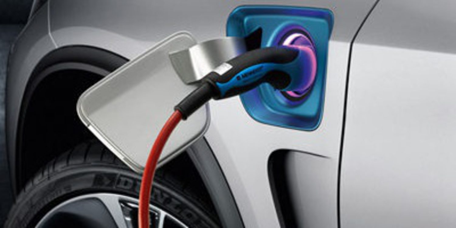 BMW X5 eDrive Concept: Alternativa híbrida