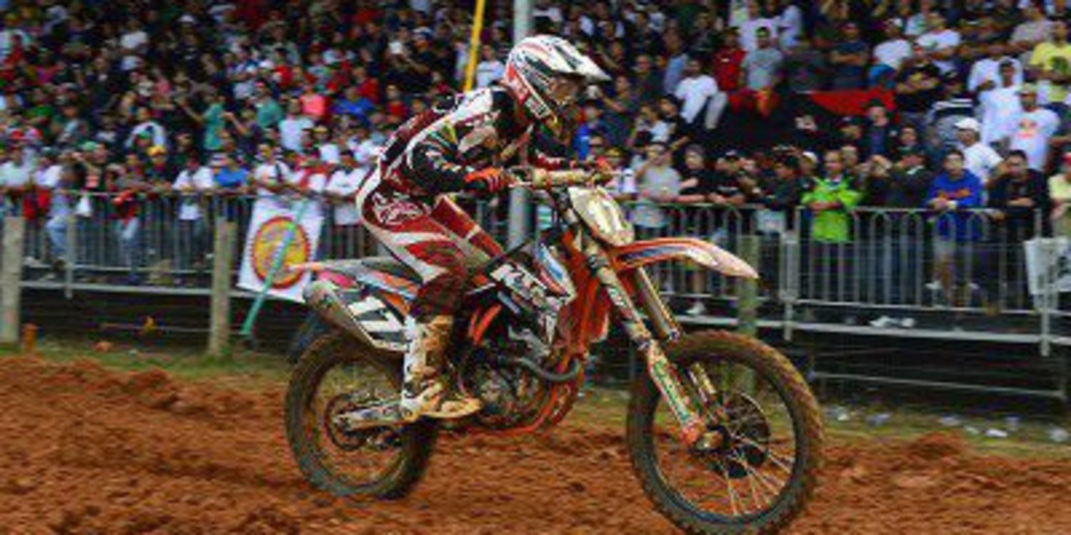 España anuncia sus pilotos para el MXoN 2013