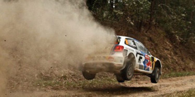 Ogier a lo suyo en el Rally de Australia. Meeke abandona